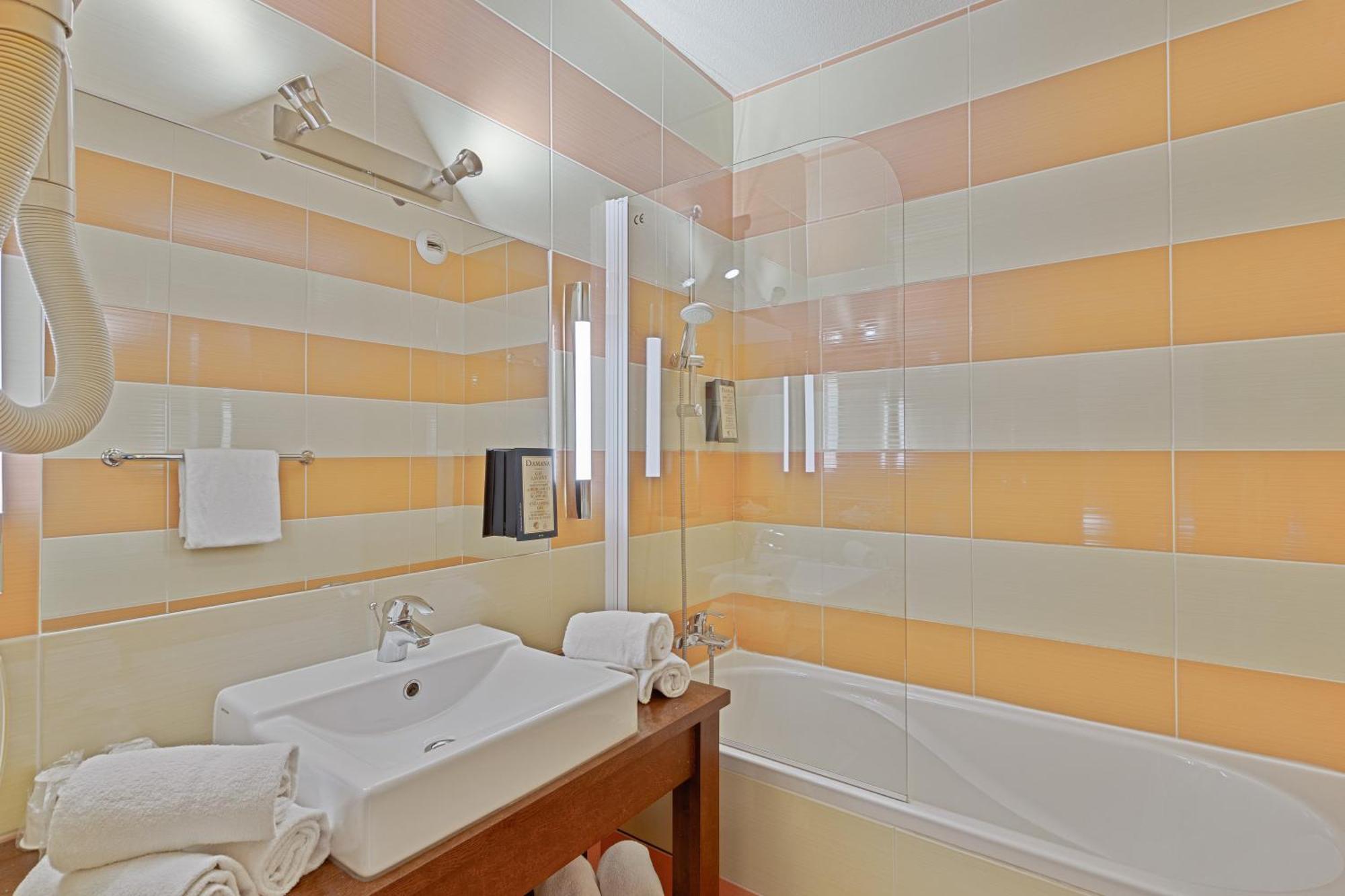 Hotel Provence Draguignan Ngoại thất bức ảnh